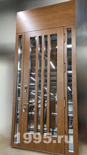 Дверь со стеклом и фрамугой